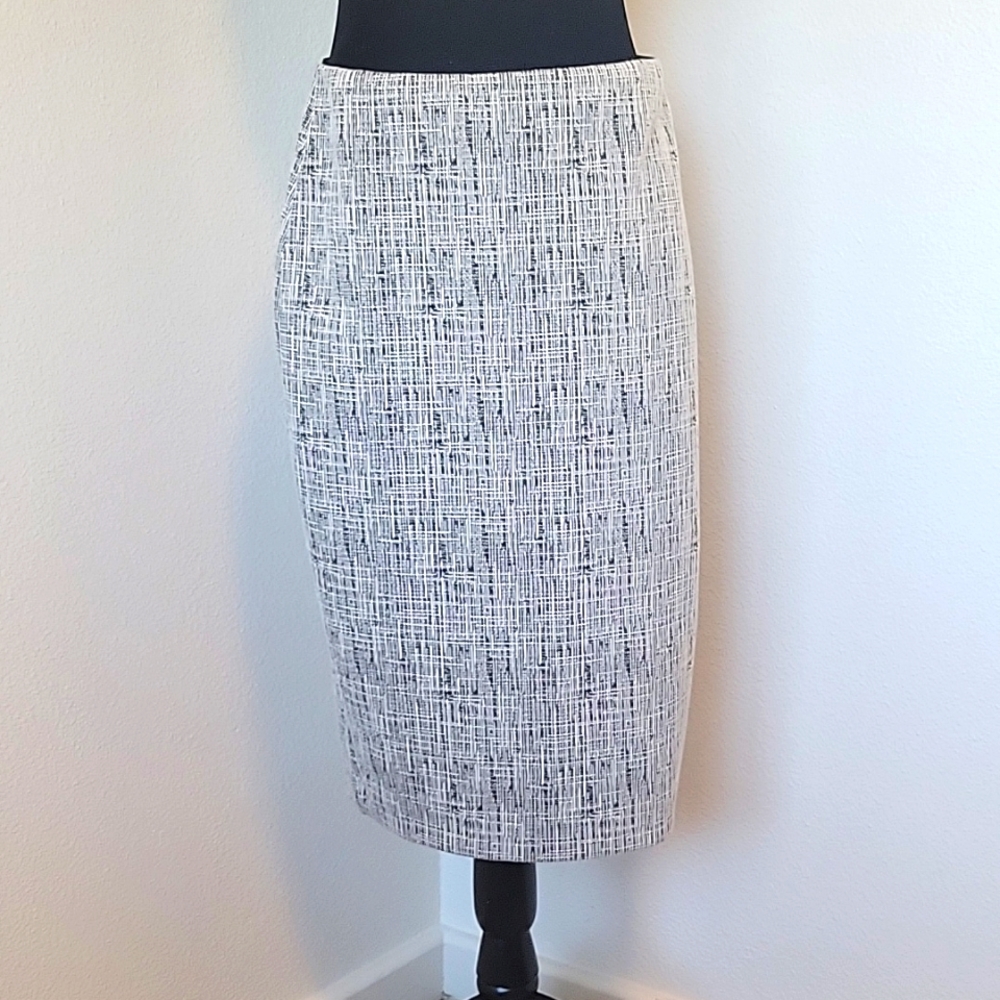 Express Black and White Textured Pencil Skirt